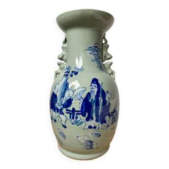 Baluster vase - China