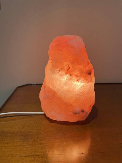 Himalayan salt crystal lamp