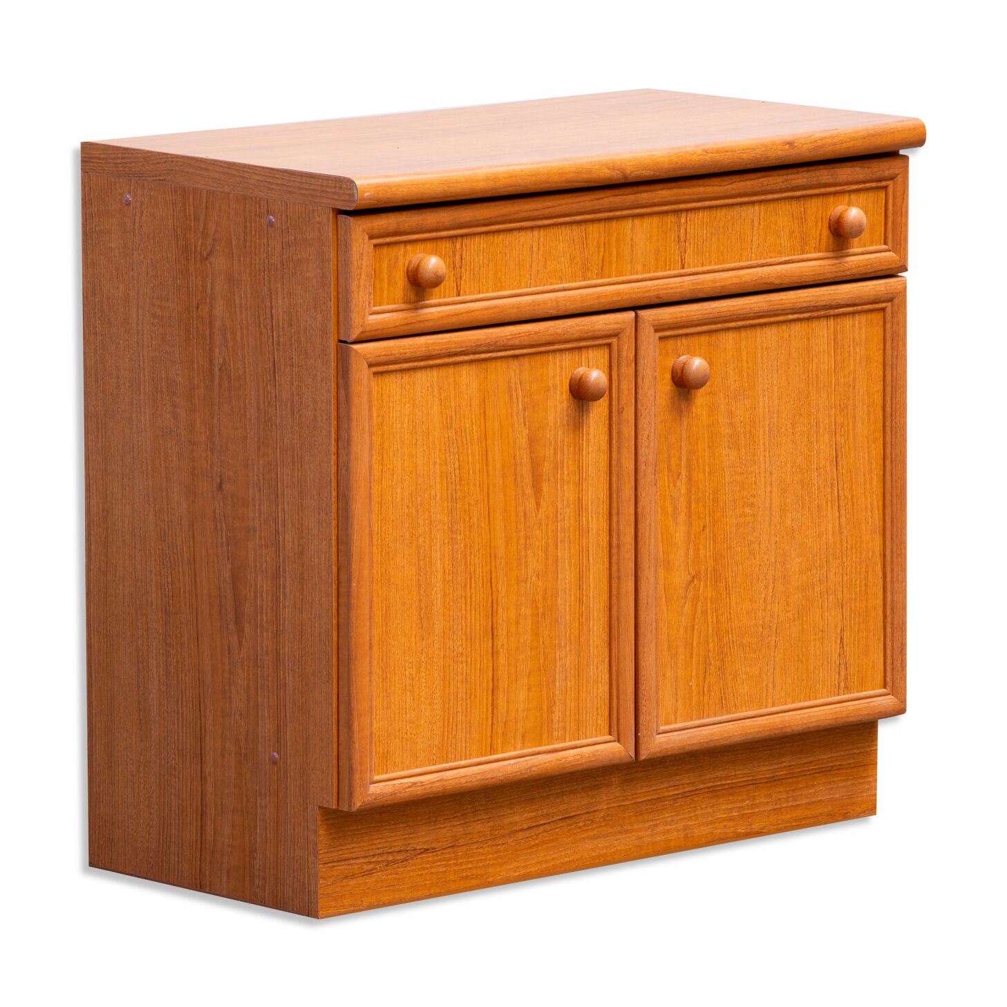 Scandinavian buffet 80 cm