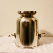 Silver-plated champagne bucket with lion heads from the 20th century, stamped.