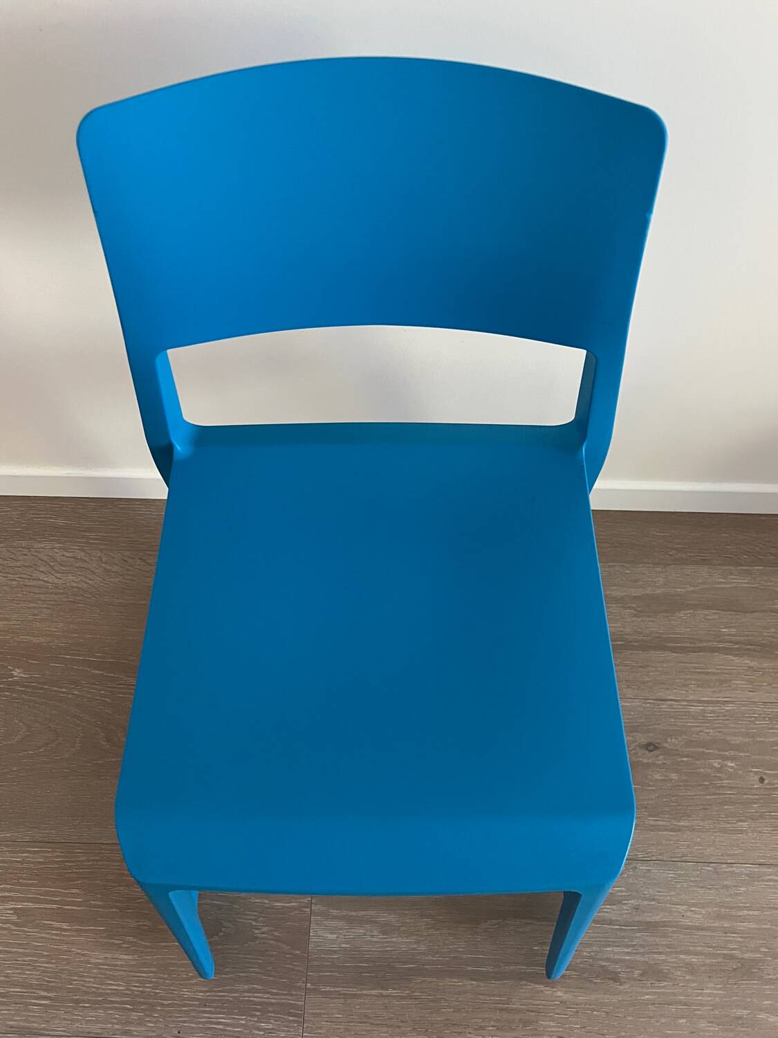 Vitra chair tip tone
