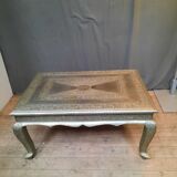 Metal-plated coffee table