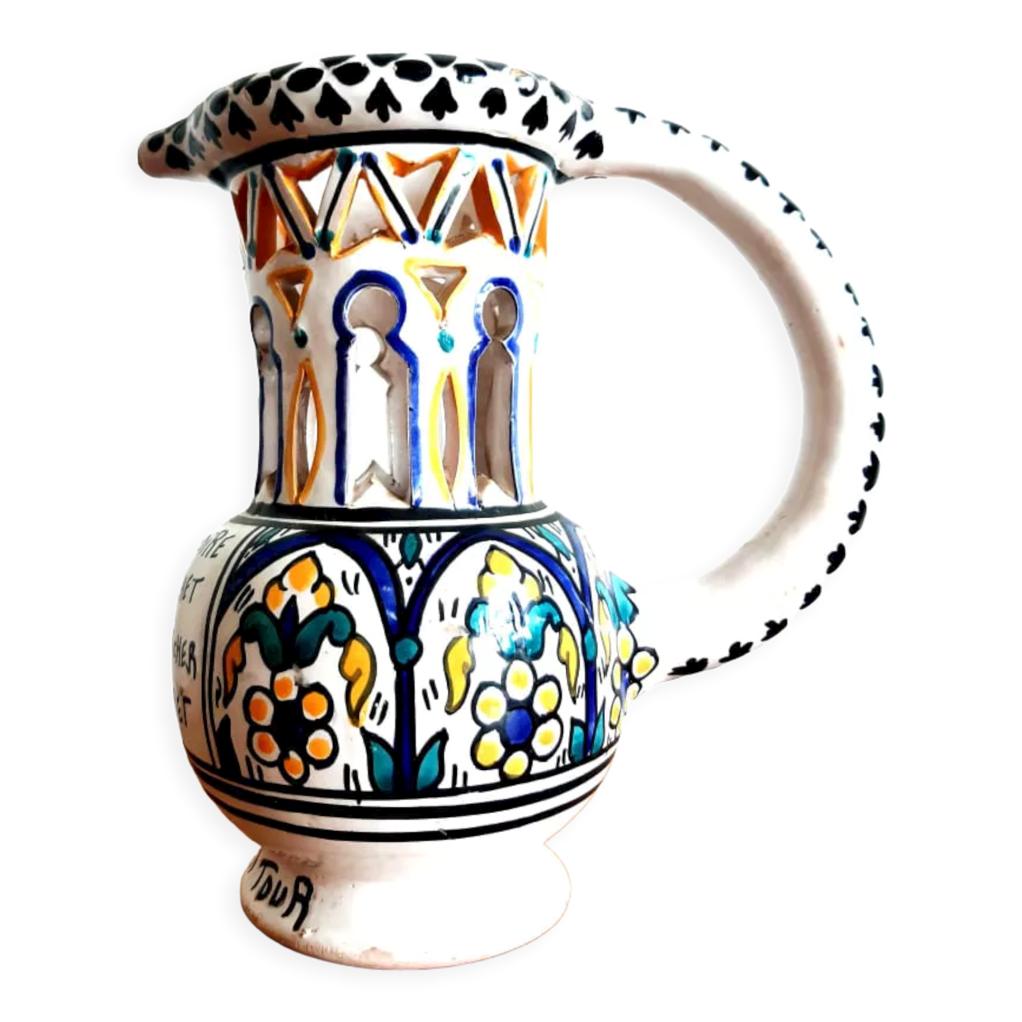 Deceptive pitcher in glazed earthenware