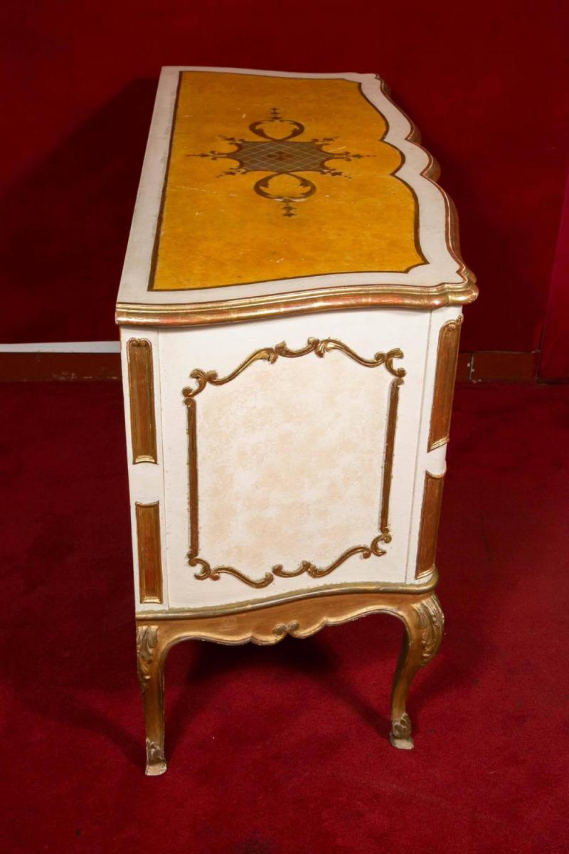 1950s Italian commodity in painted and gilded wood