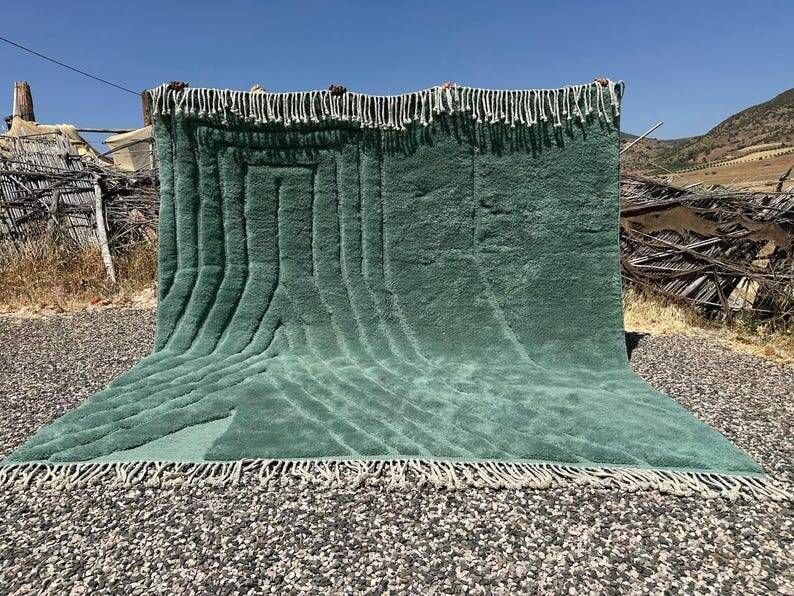 Large emerald green Mrirt Moroccan rug 300x300 cm – high-end