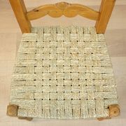 Chaise rustique avec siège tissé Espagne années 1950