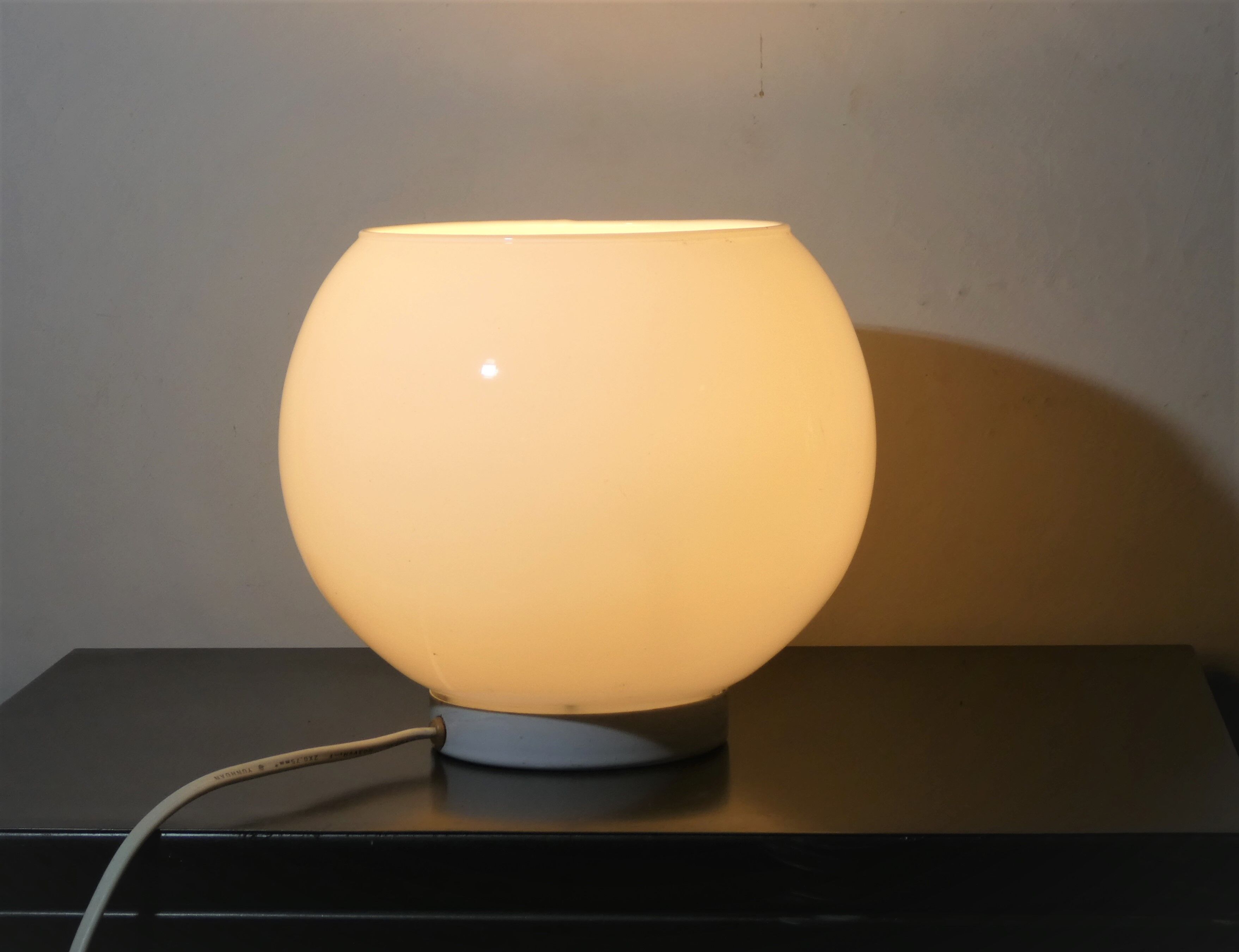 Globe lamp 1970