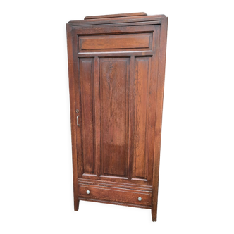 Armoire parisienne