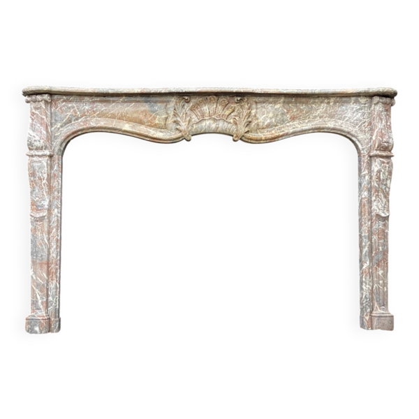 Cheminée en marbre gris des Ardennes de style Louis XV début XIXème siècle