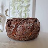 Vintage Japanese Ikebana basket made of smoked bamboo in natural