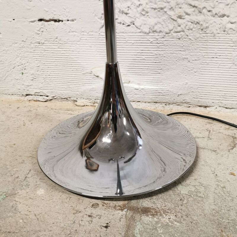 Floor lamp "eye ball" tulip foot