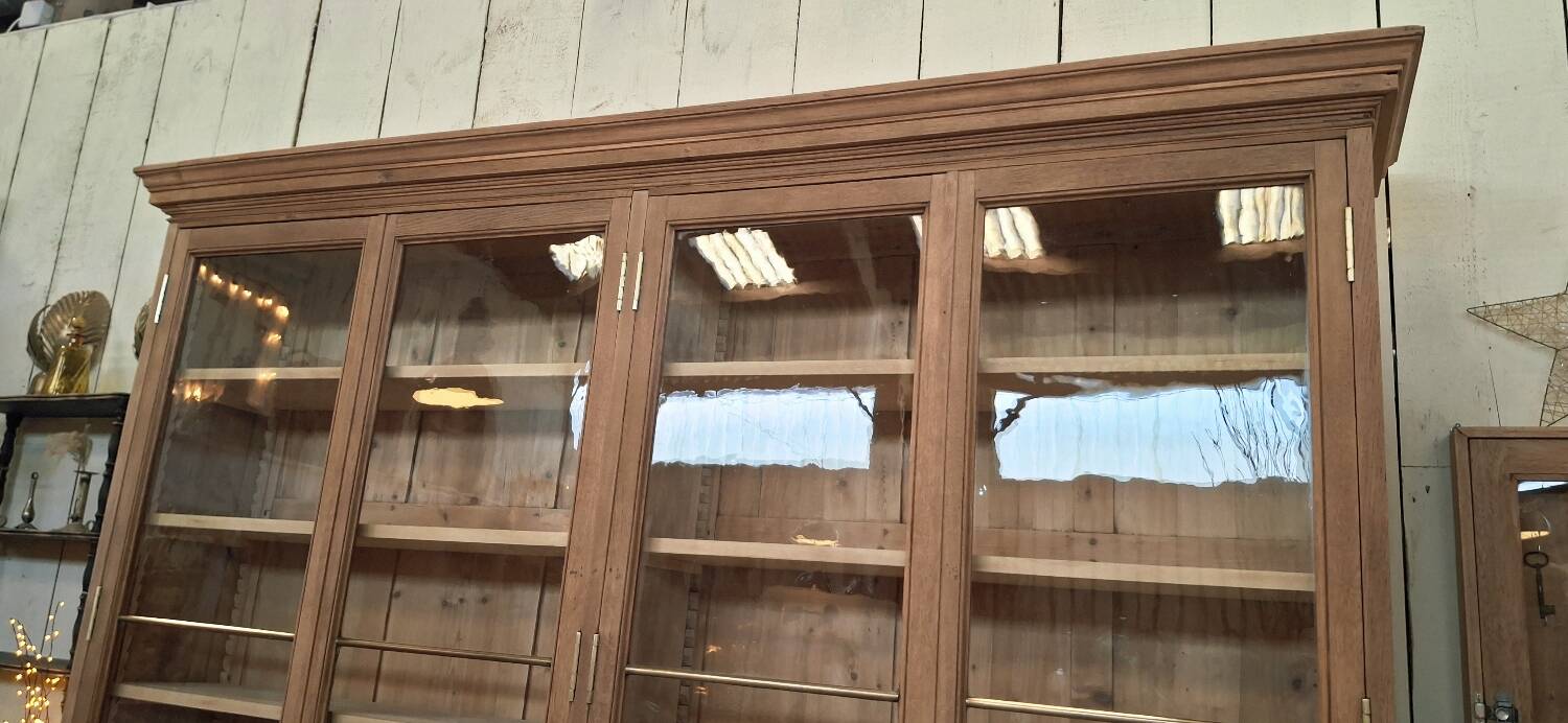 Grande vitrine ancienne de musée