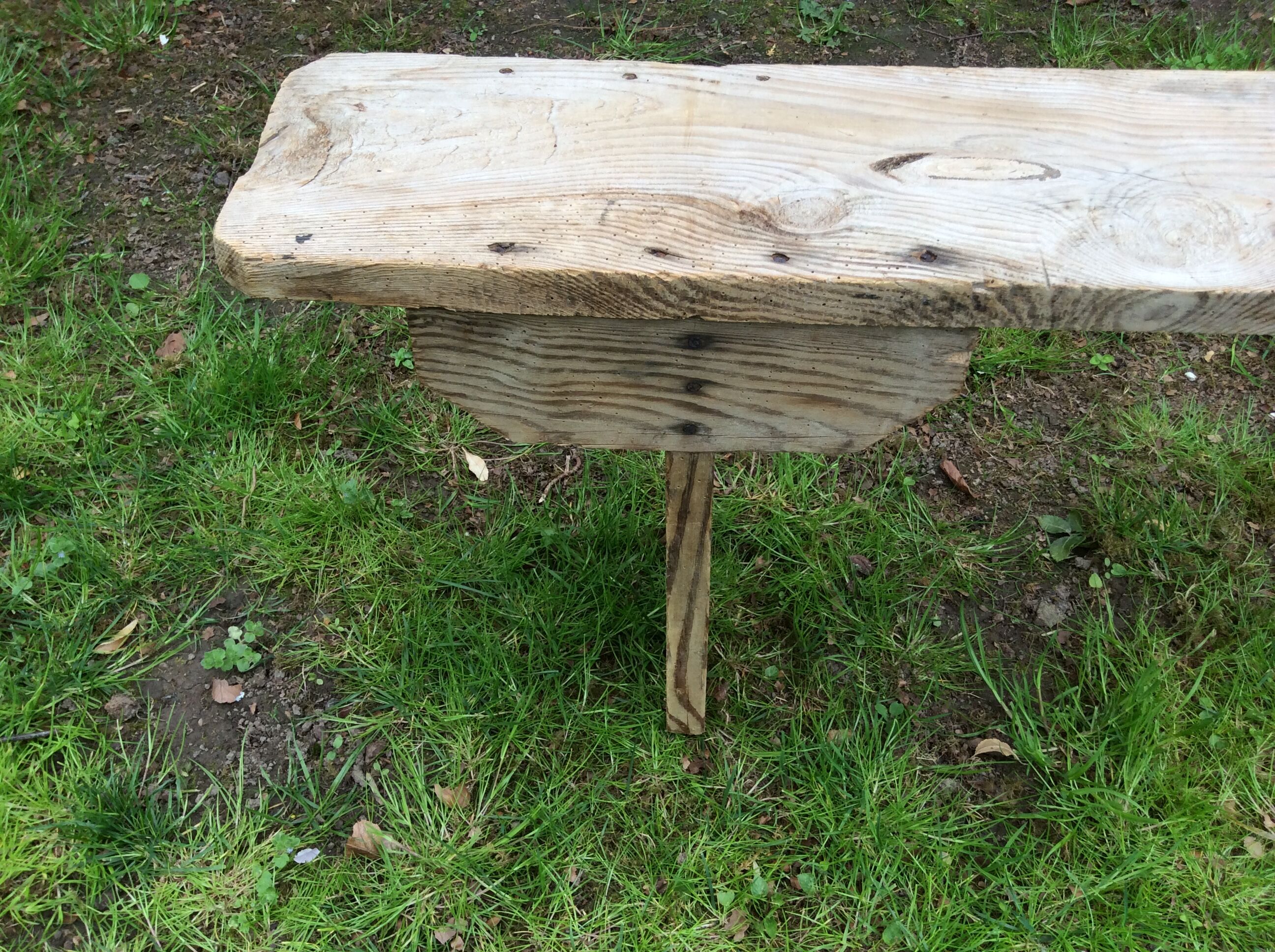 Banc brutaliste