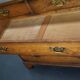 Commode anglaise en chêne début XXe siècle