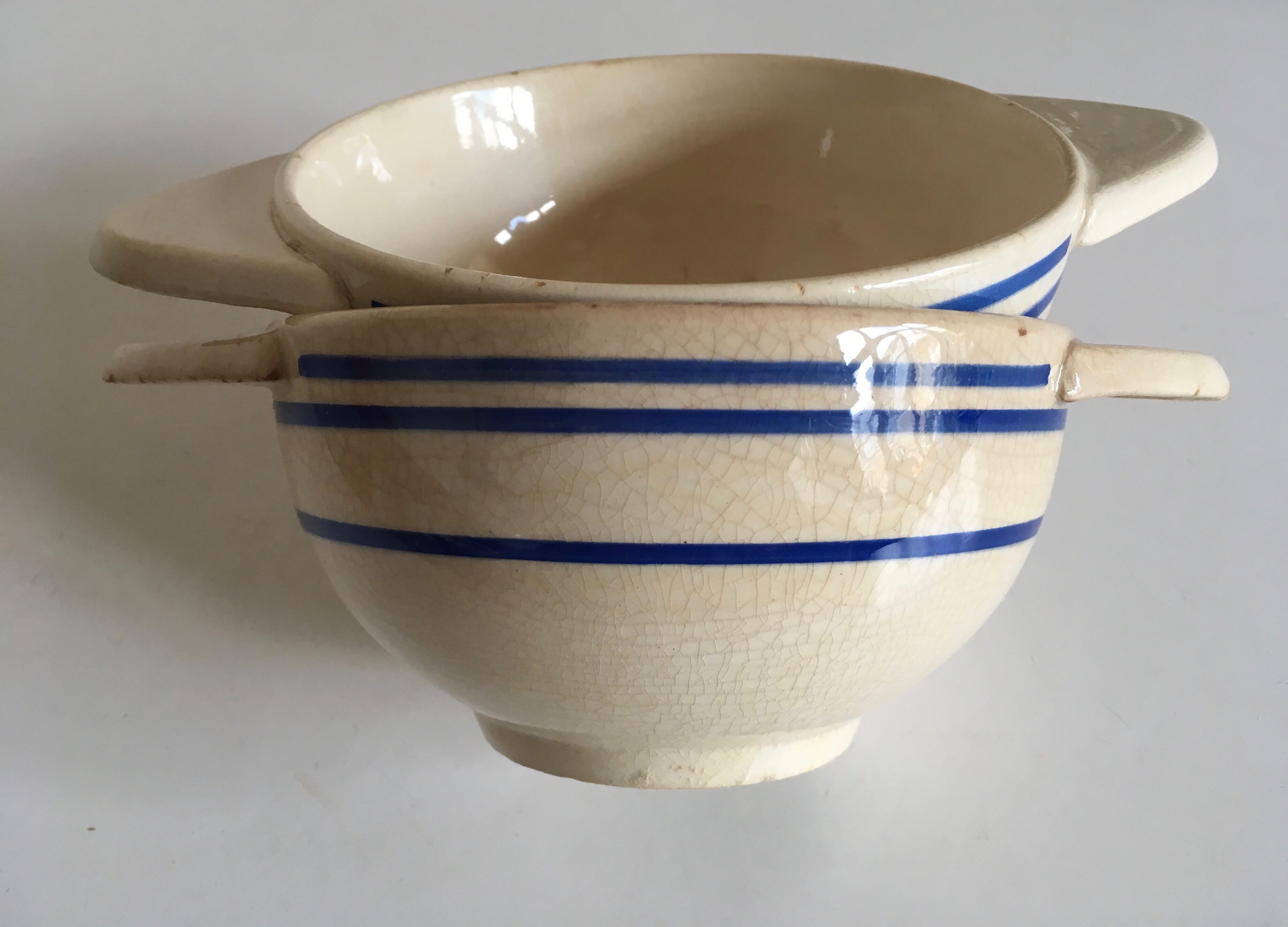 Gien pair of weak bowls 1910