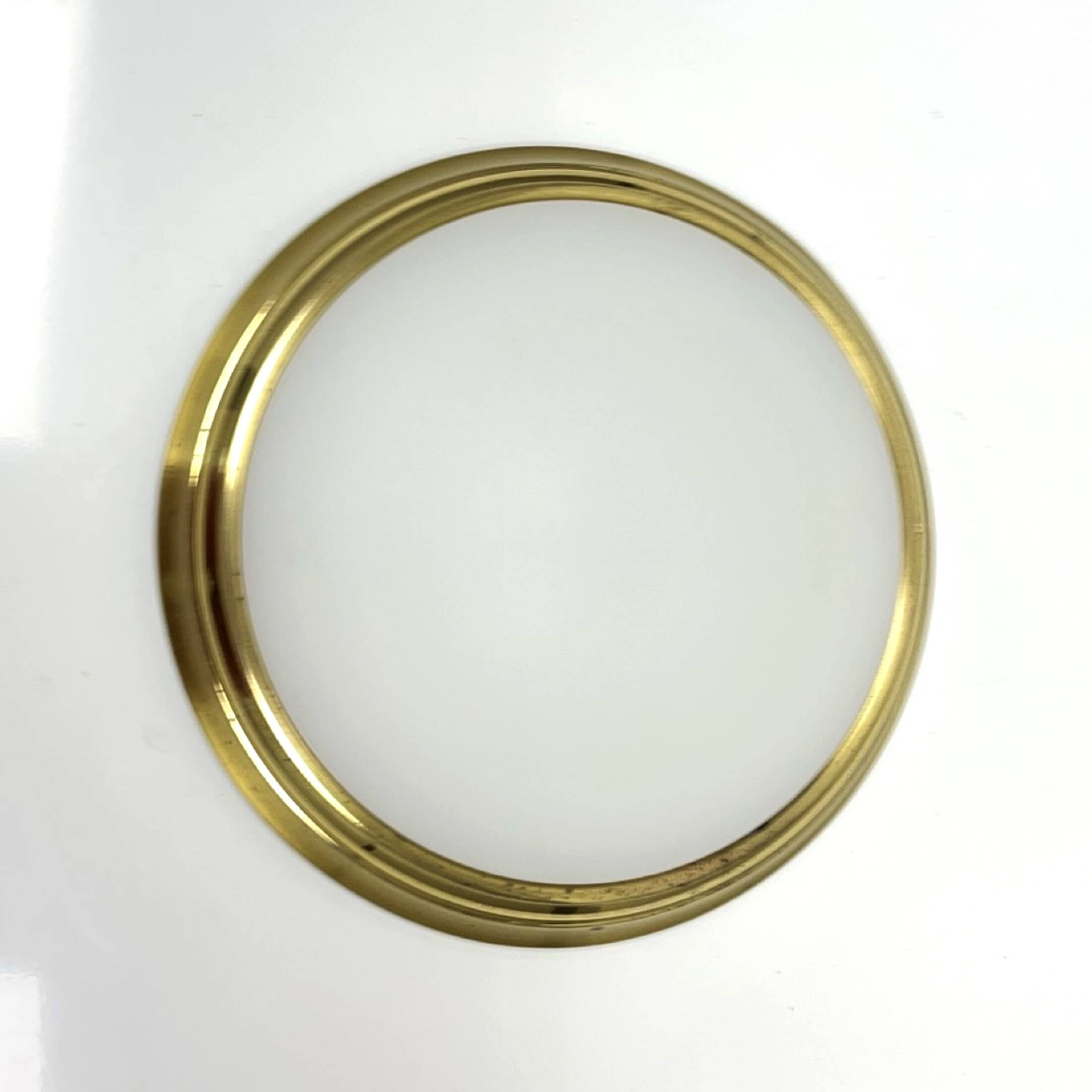 Plafonnier rond Glashütte Limburg des années 1970, en verre de laiton.