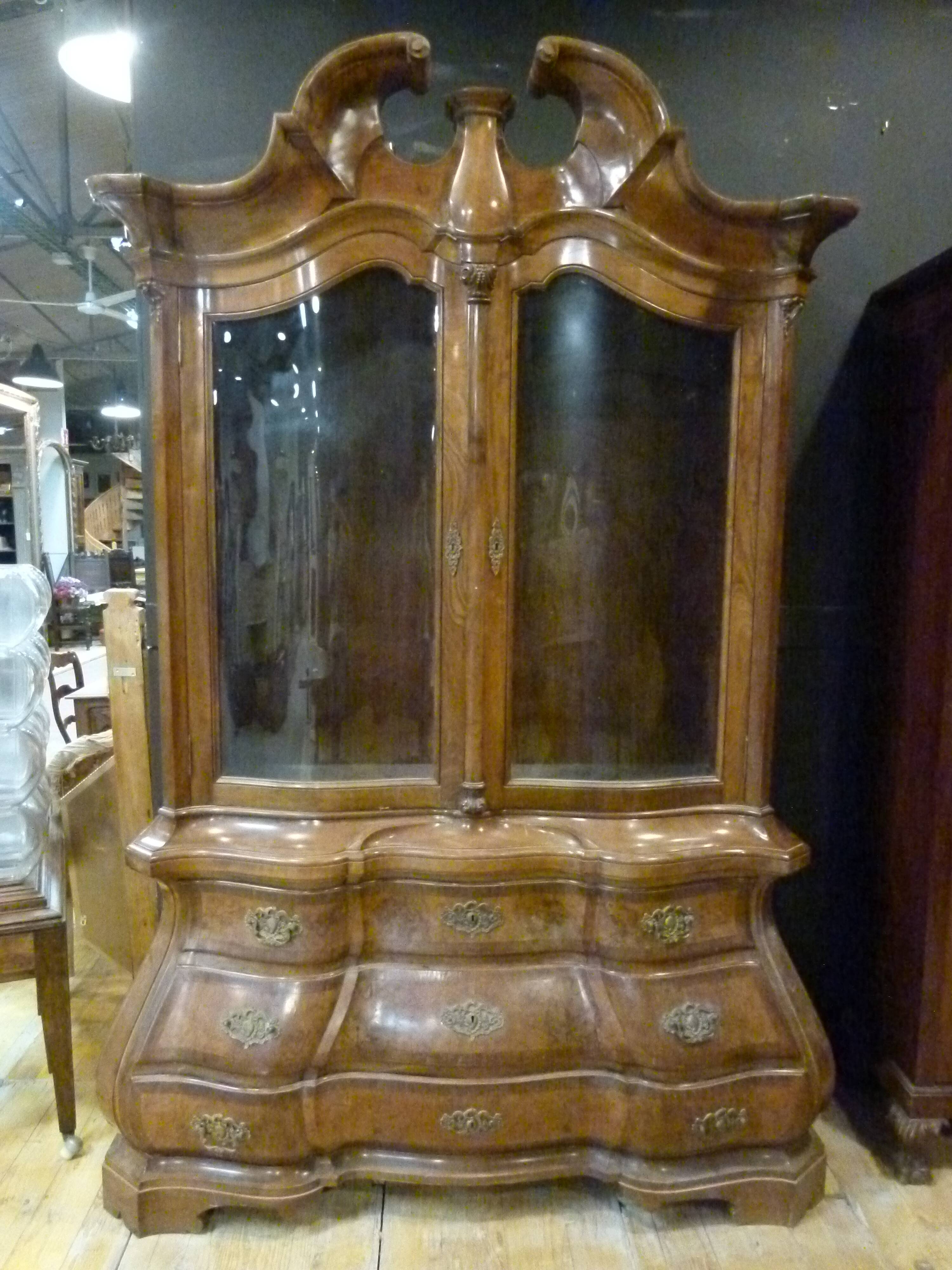 English mahogany showcase XXth