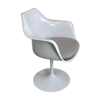 Tulip arm chair Eero Saarinen for Knoll International, 1960s