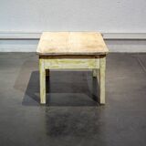 Country style coffee table