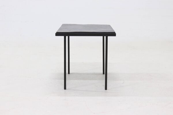 Table d'appoint ou table basse minimaliste en acier et ardoise des années 1960