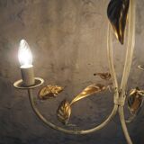 3-light pendant light in off-white color, gold edging and gold leaves