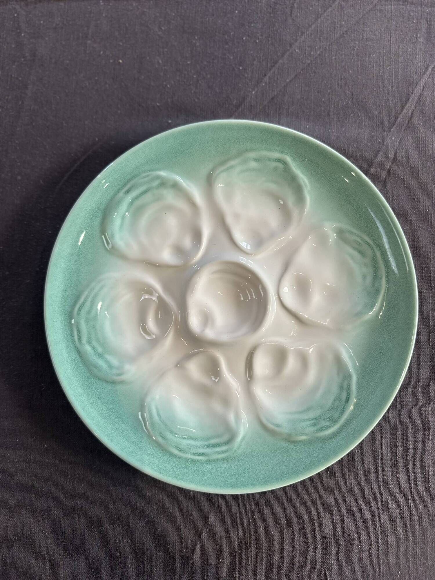 Niderviller sea-green earthenware oyster plates, set of 10 + dish