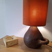 Lampe en terre cuite ancienne
