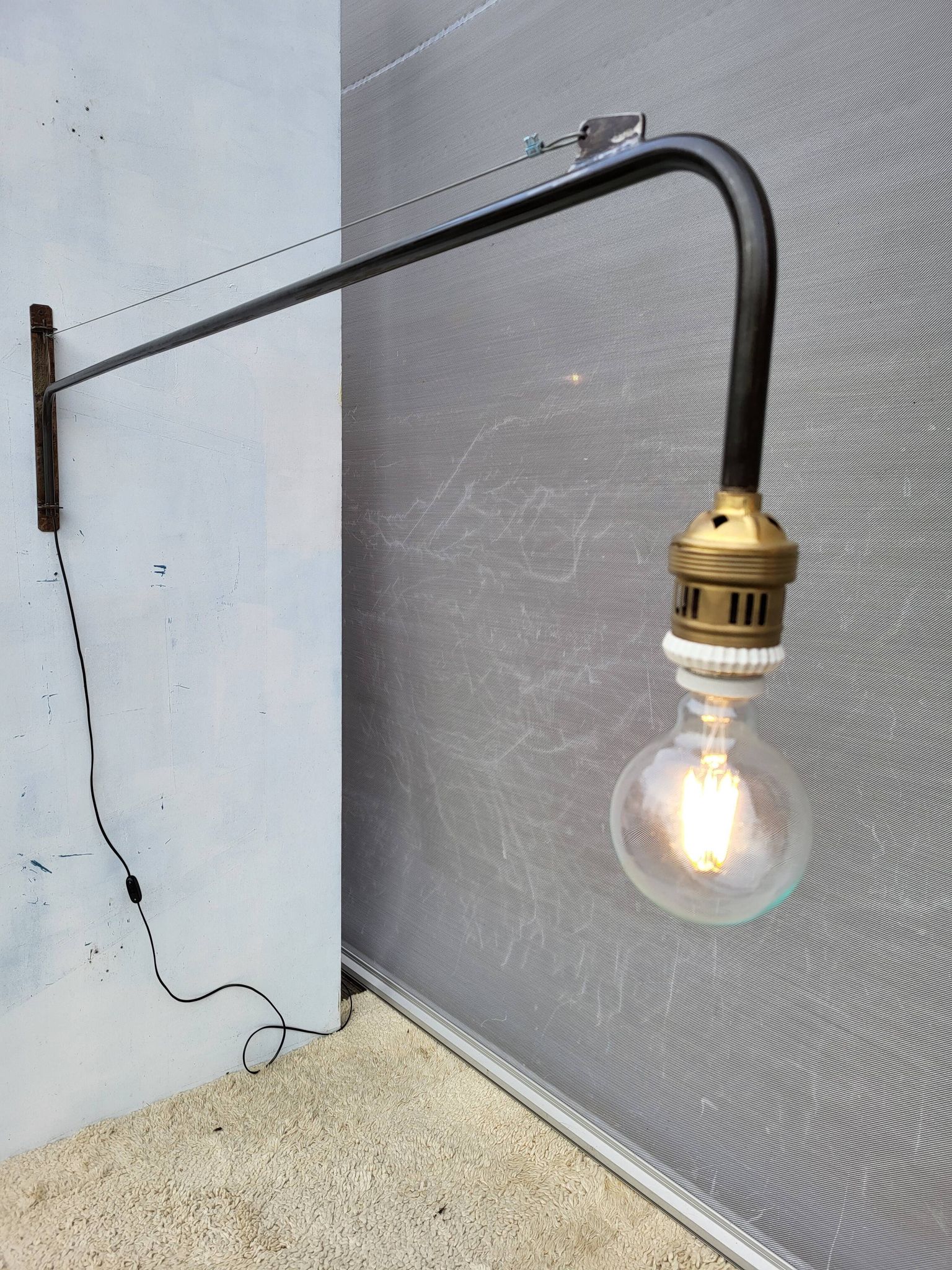 JIB180 workshop bracket wall light