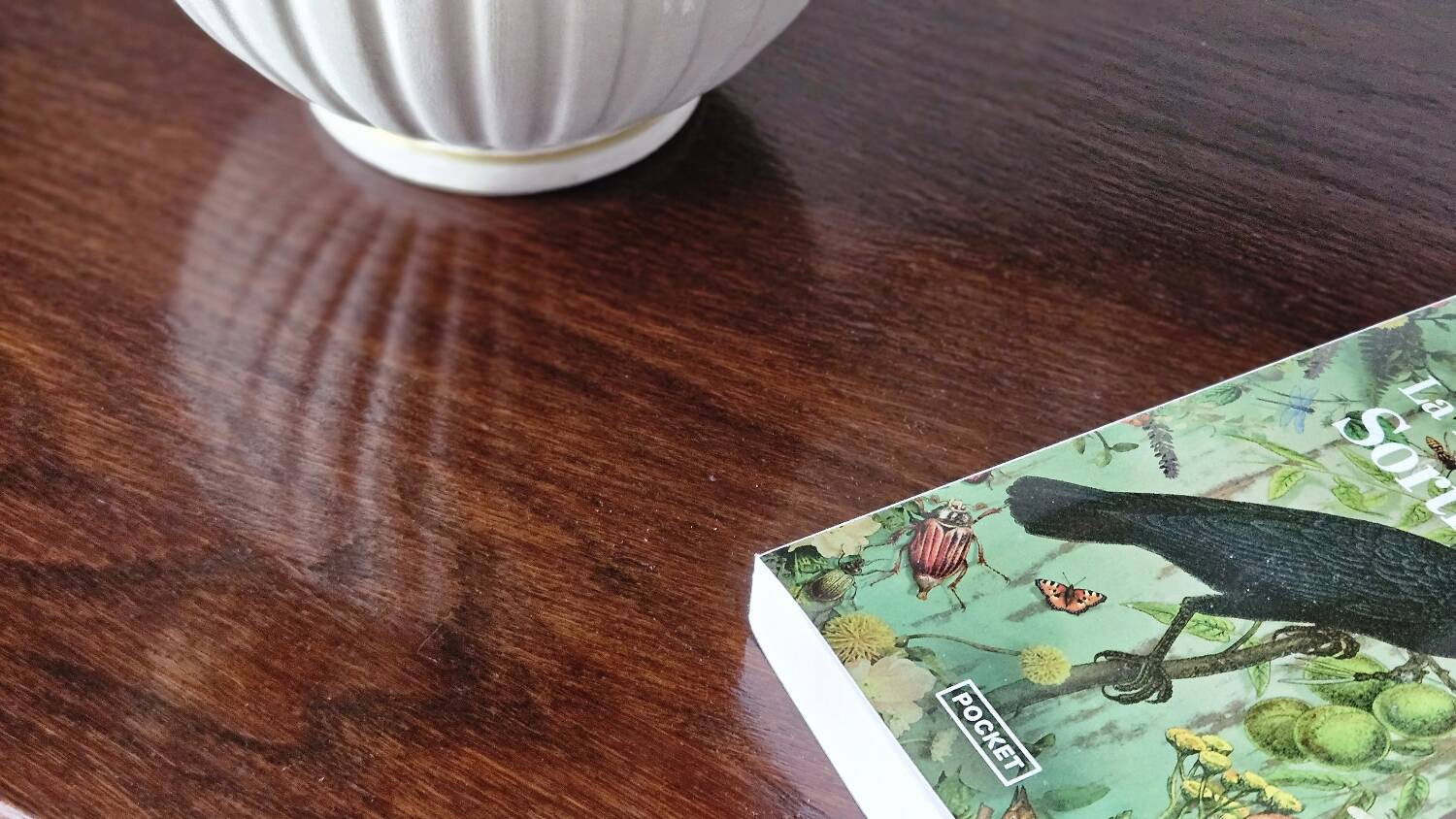 Low cabinet with compass feet, vintage oak