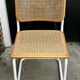 Chaise Cesca modèle b32 en blanc et bois par Marcel Breuer