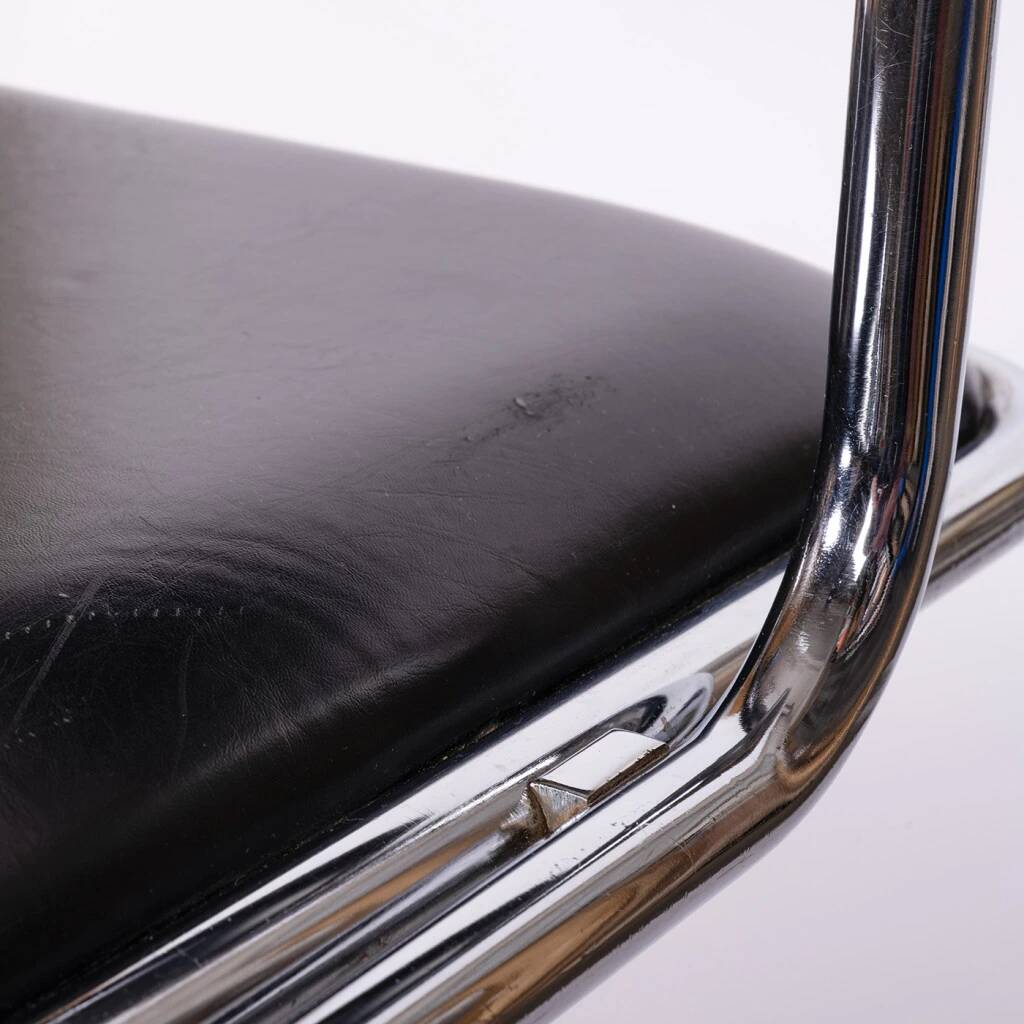 Tubular chair by Ladislav Vrátník