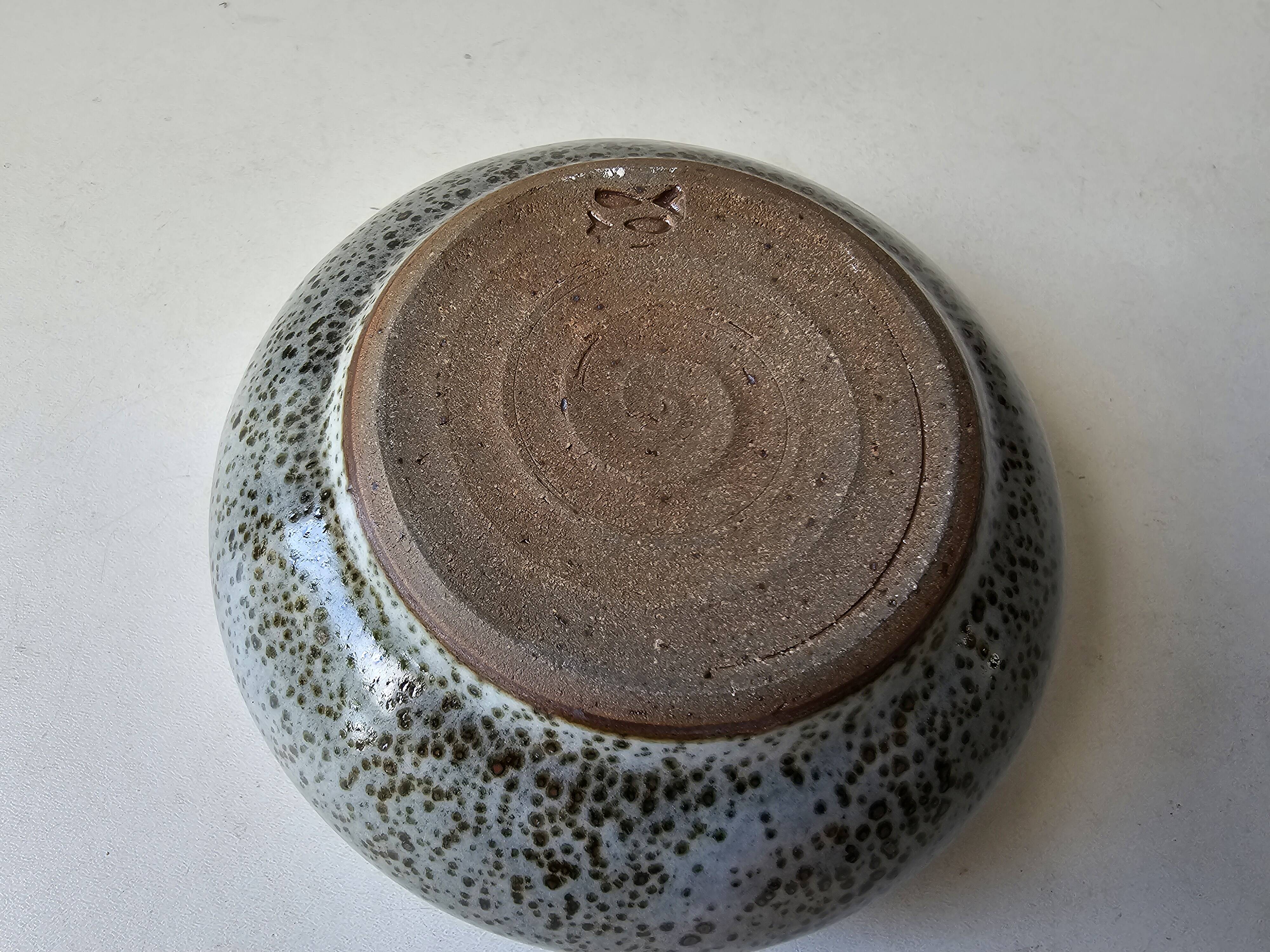 Speckled grey ceramic flowerpot vase Signed Gérald POTT (diameter 12