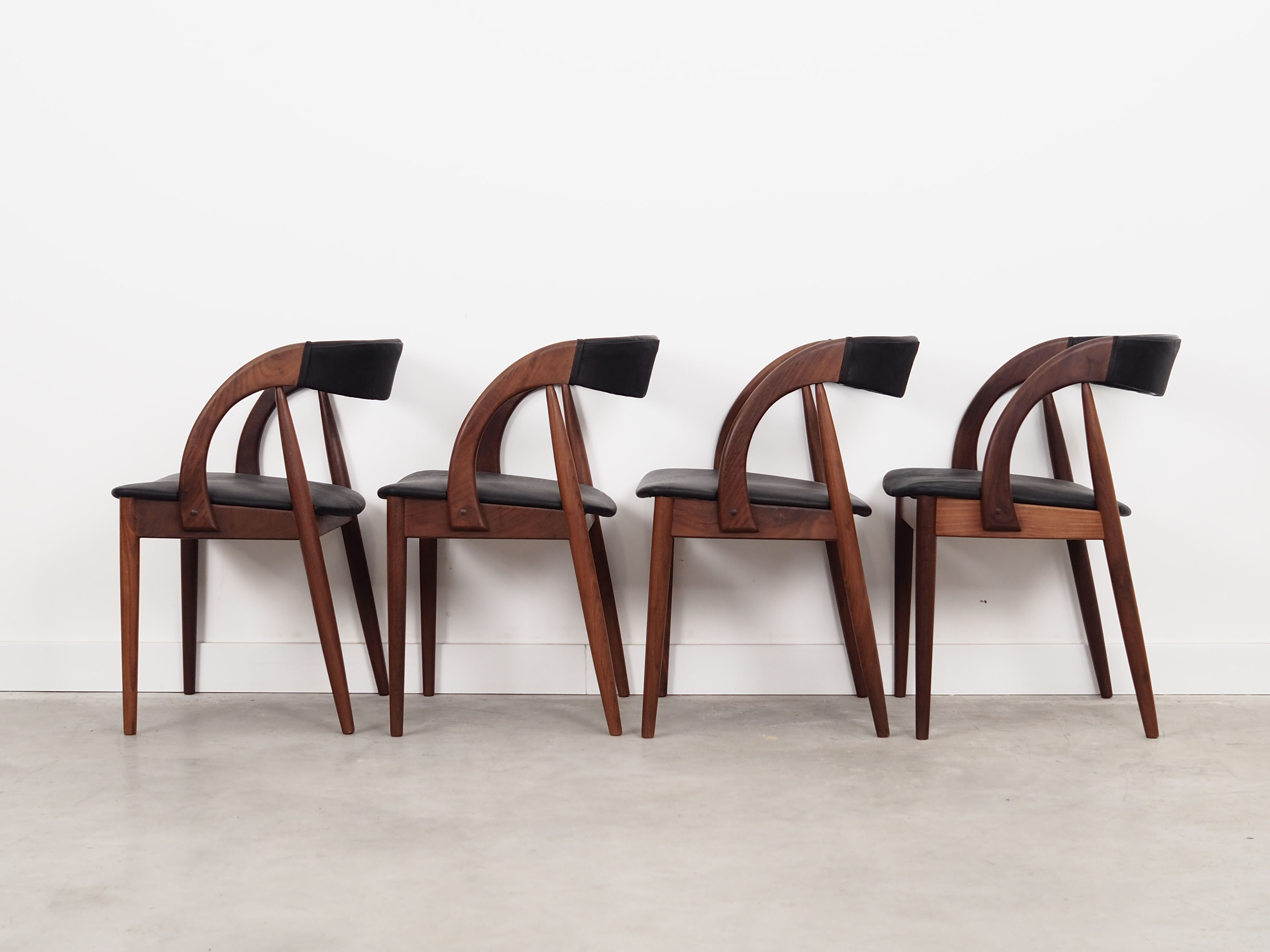 Lot de 4 chaises en teck, design danois, années 1970, Danemark