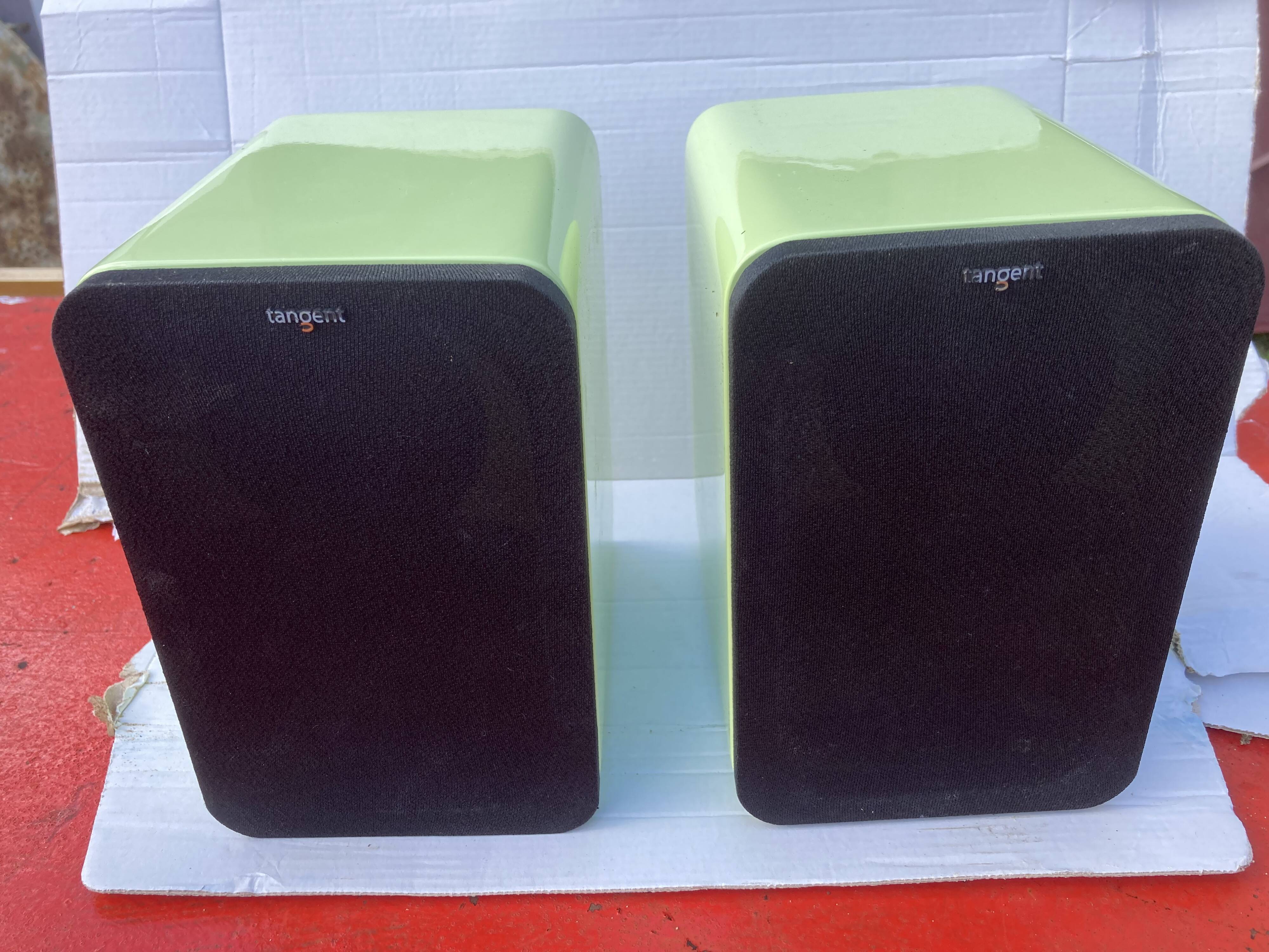 Tangent EVO E4 speakers