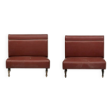 Restaurant-style bench in Bordeaux faux leather.