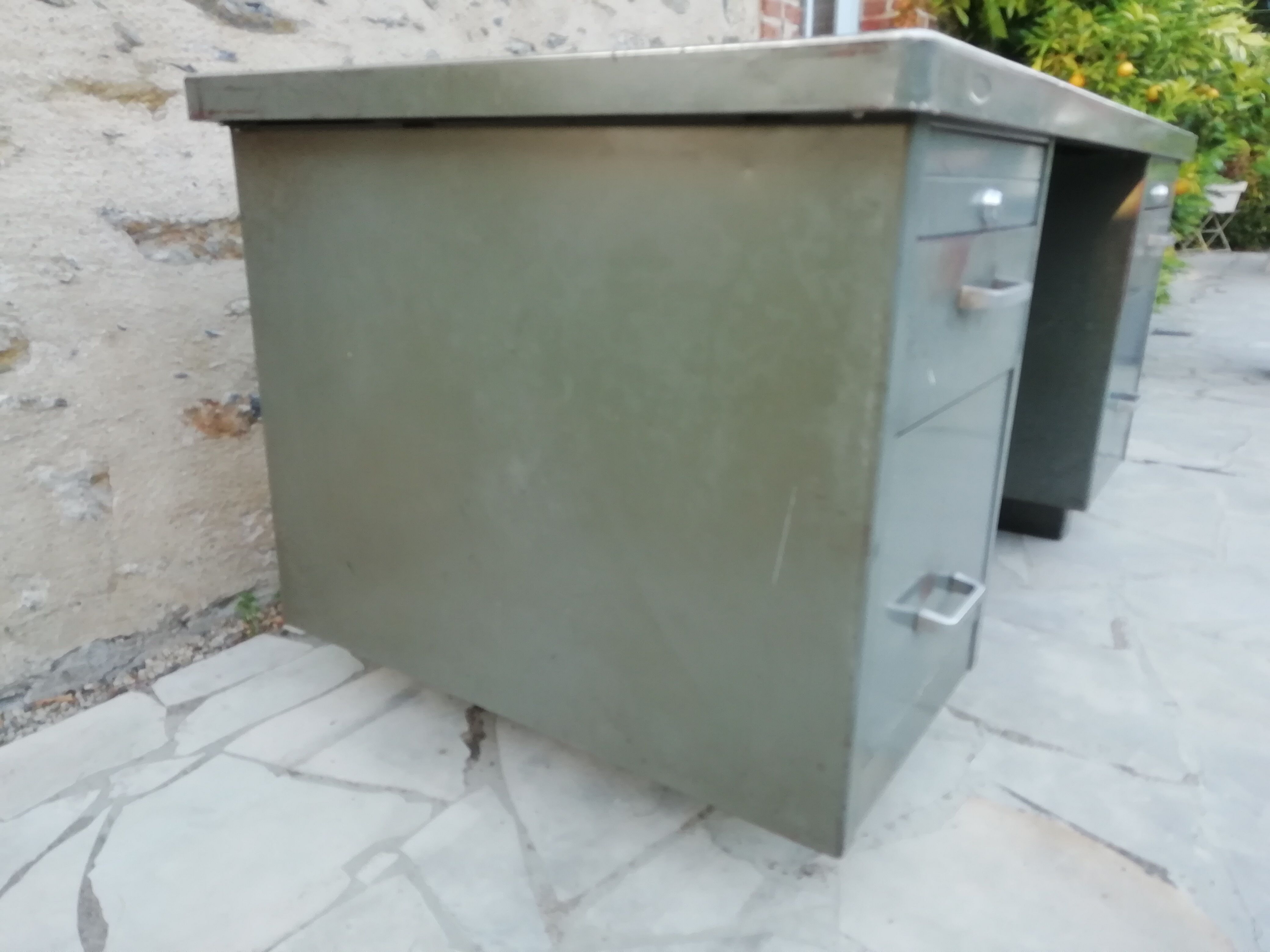 Strafor metal desk, 50-year-long chair