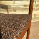 4 Scandinavian chairs made of teak and fabrics