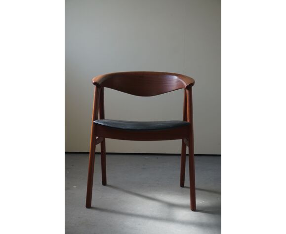 Armchair in teak by Erik Kirkegaard for Høng stolefabrik, model 52 "Compass  Chair", mad | Selency