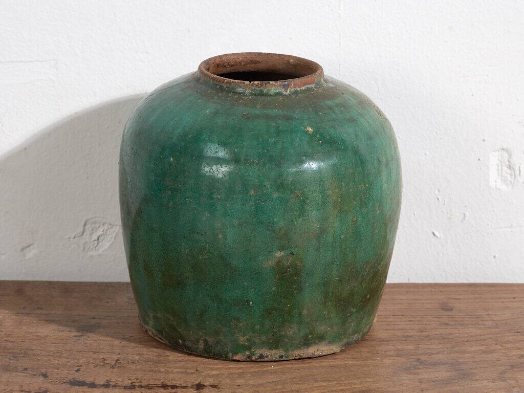 Antique emerald green enamelled vase (circa 1820) #36