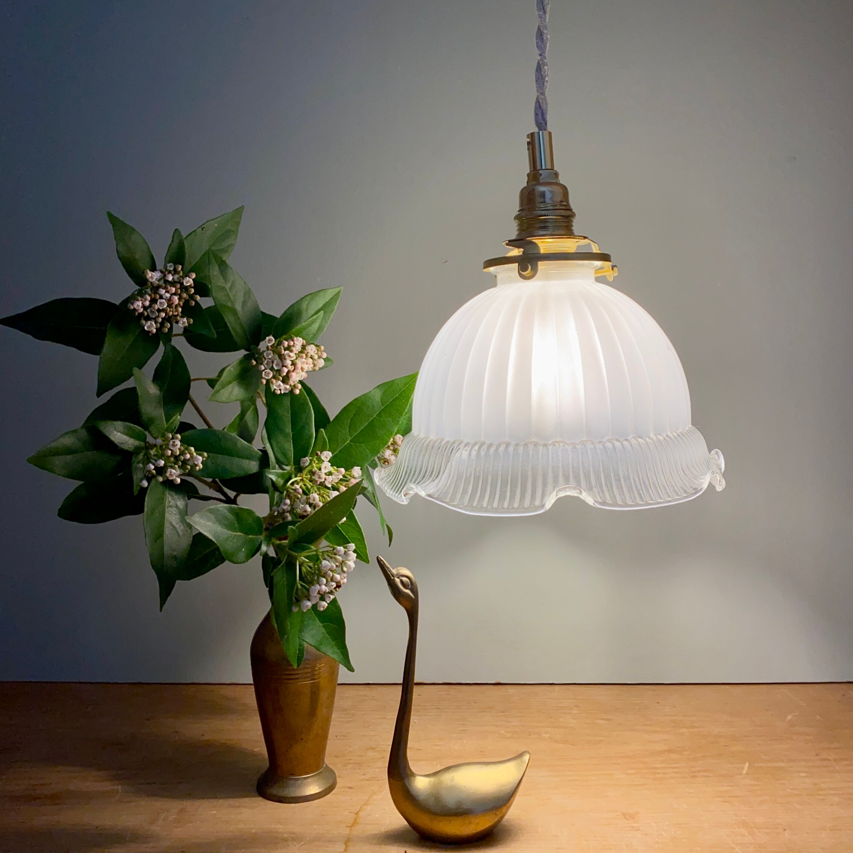 Vintage lampshade pendant lamp in white glass and transaparent