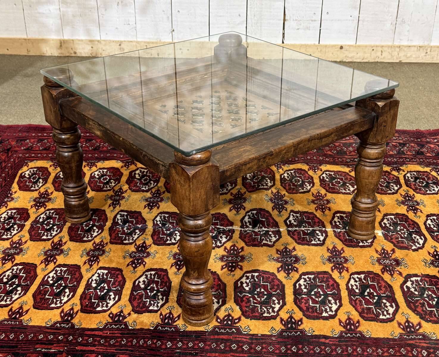 Indian teak gueridon from the 1970s.