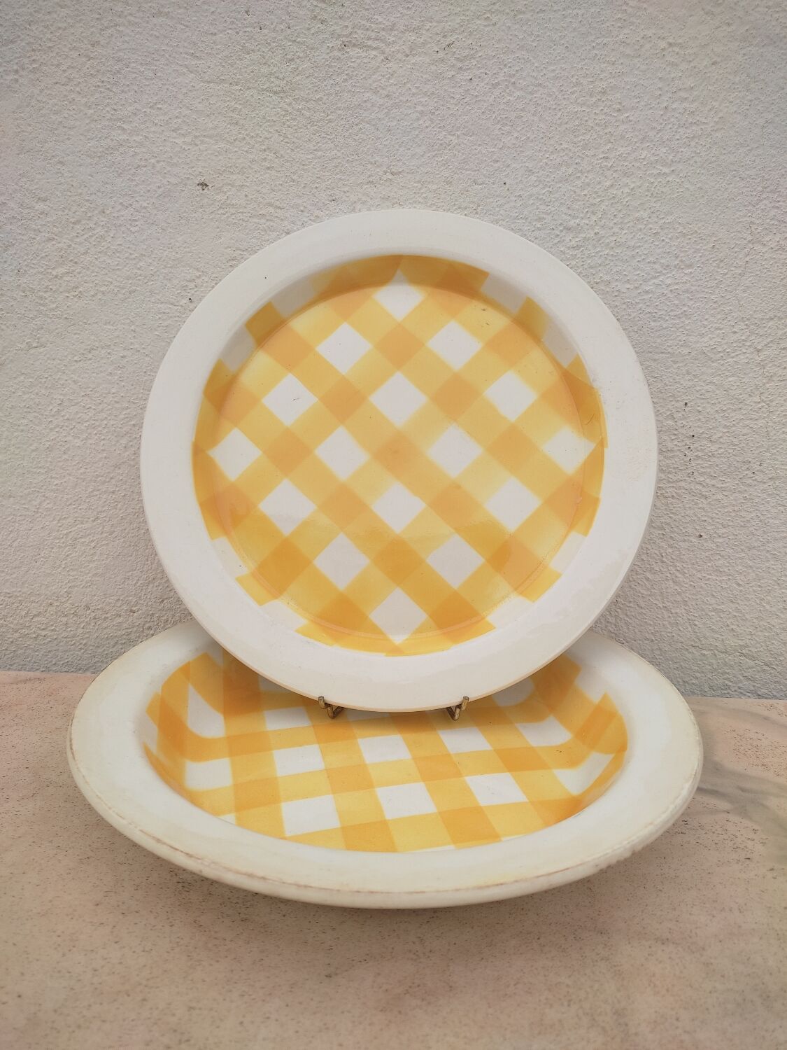 2 Yellow checkered dishes Sarreguemines
