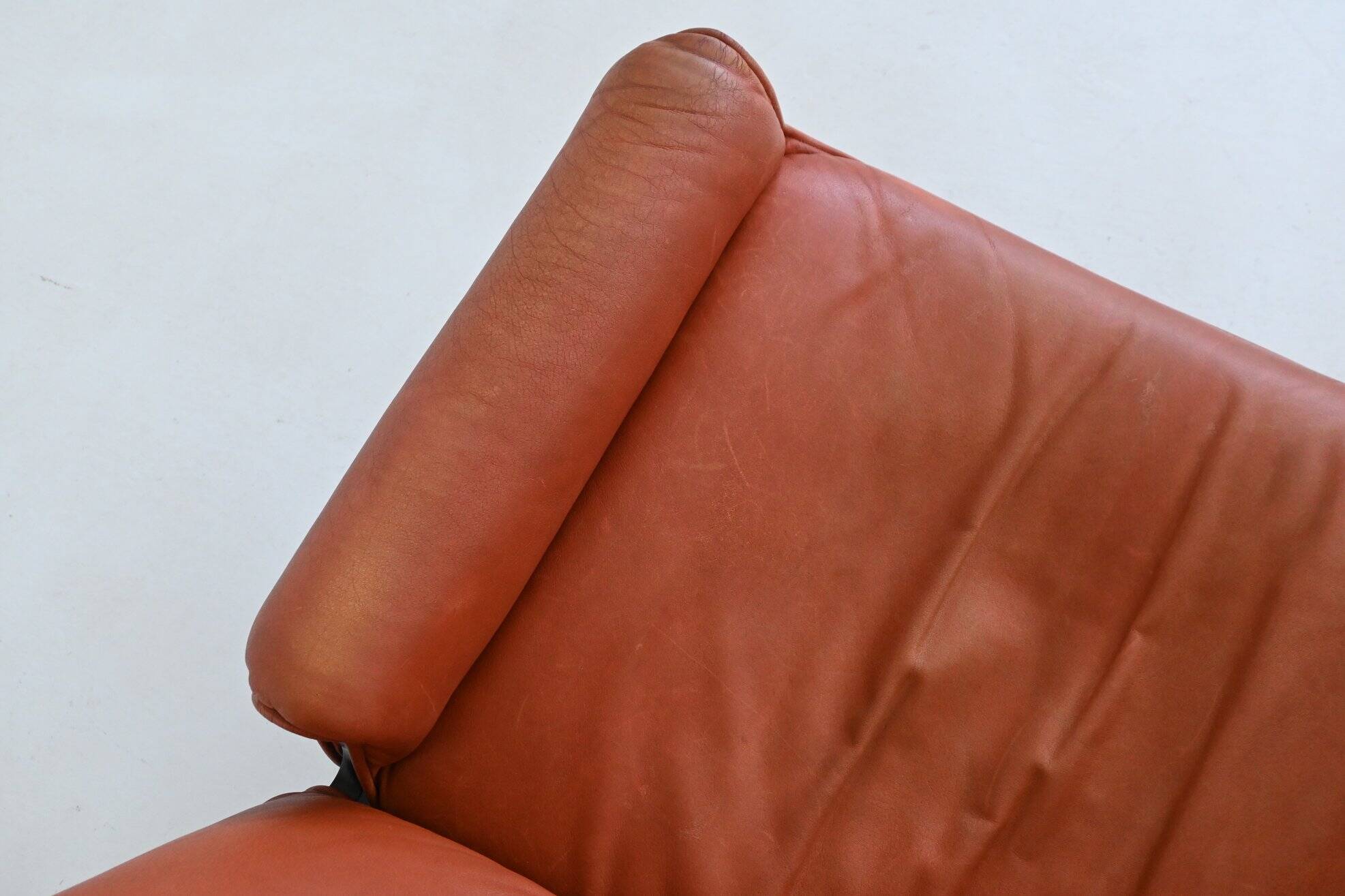 Osvaldi Borsani P110 'Canada' lounge chair Tecno Italy 1965