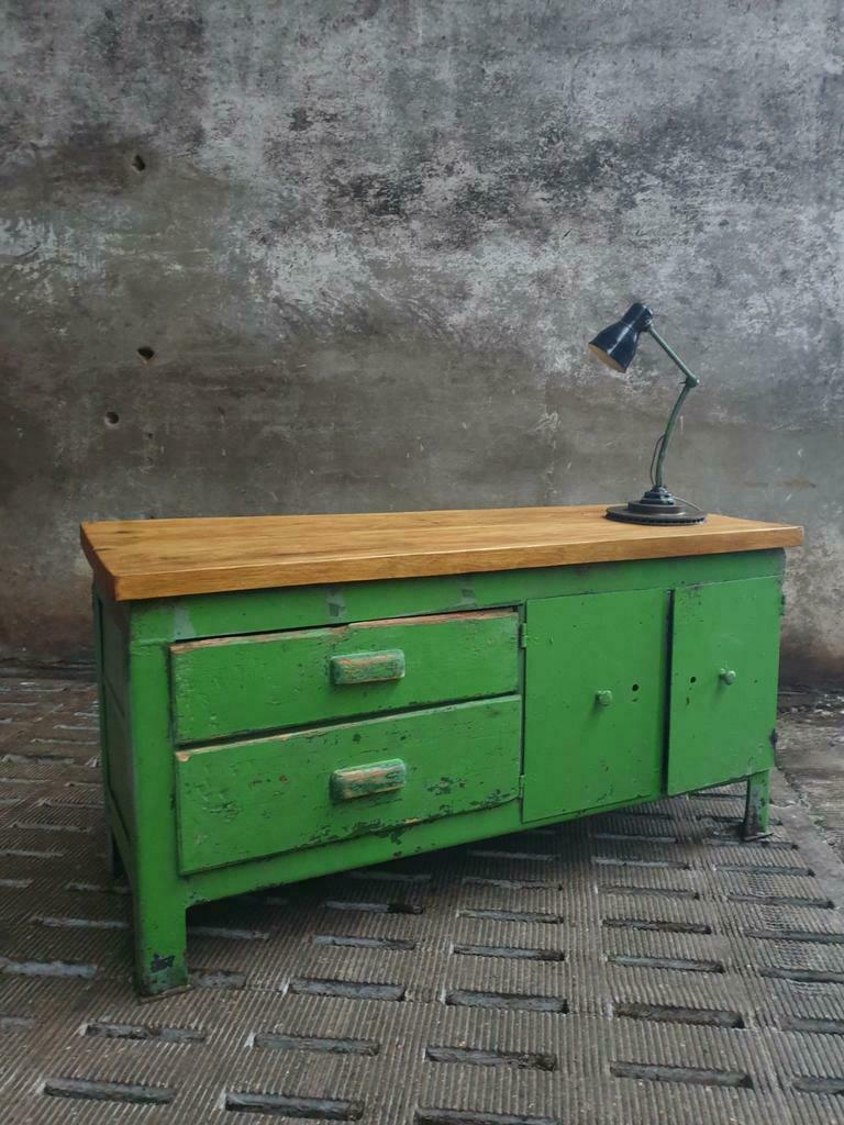 Old workbench industrial