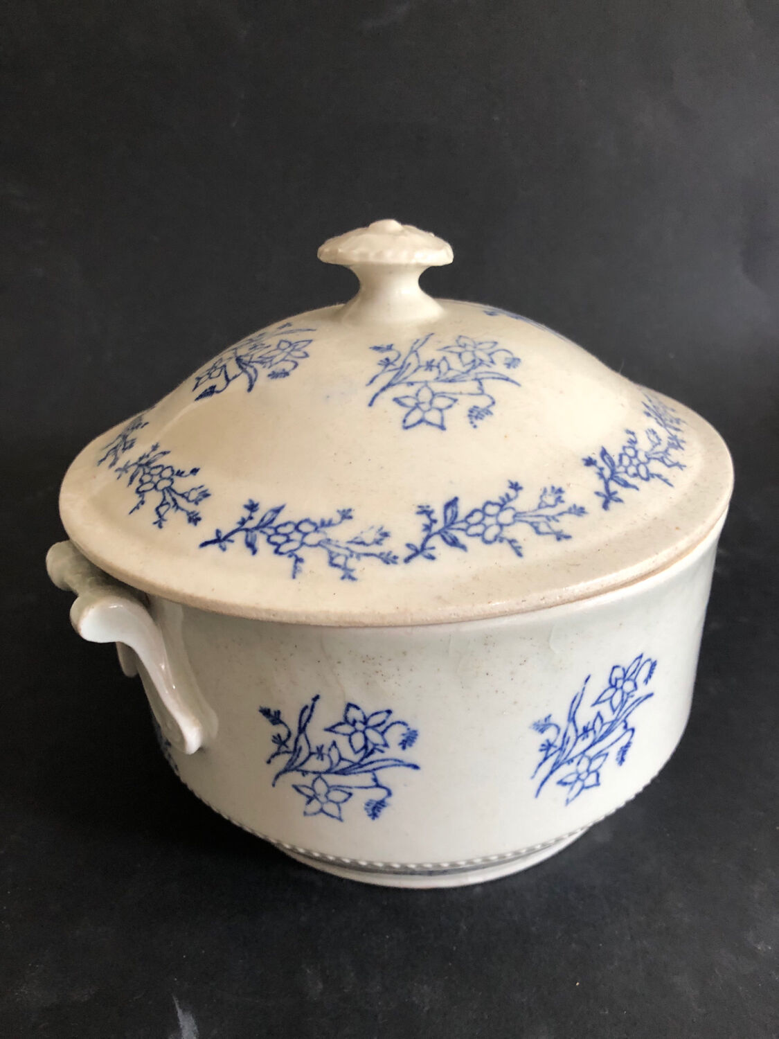 Vintage sandstone soup tureen from Saint Uze