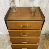 Modernist rag-picker