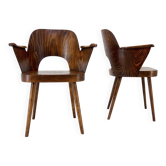 Paire de fauteuils coque en bois courbé de style Oswald Haerdtl