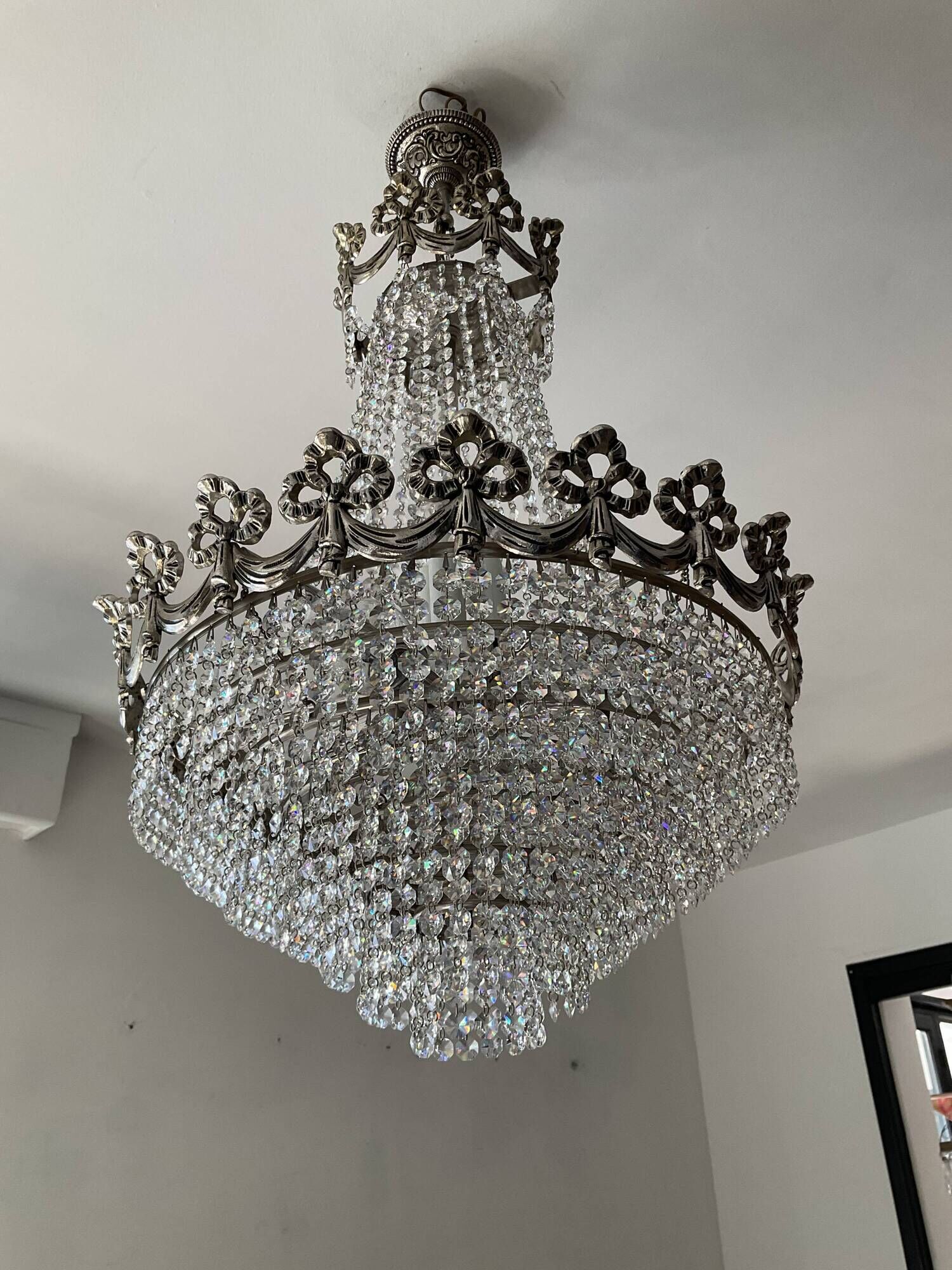 Hot air balloon chandelier in silver bronze and crystal tassels
