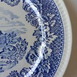 Assiette murale en céramique bleue signée Royal Swan, Angleterre, 1950