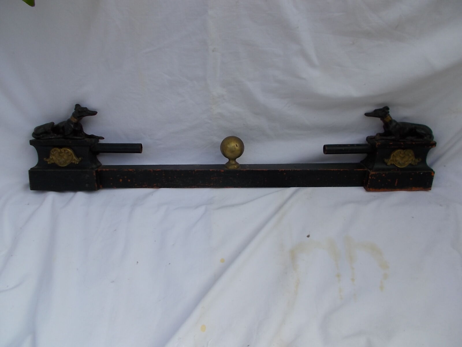 Chimney bar greyhounds